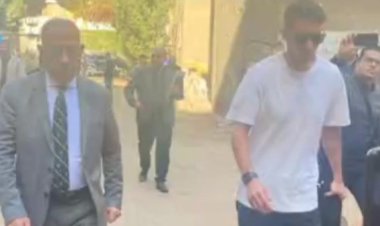 شريف إكرامي يصل إلى جنايات شبرا الخيمة لمساندة رمضان صبحي في محاكمته بقضية التزوير