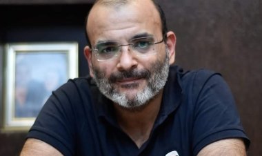 أيمن بهجت قمر يعلق على شائعات زواجه