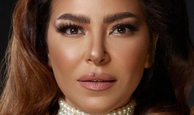 بعد تعرضها للسرقة في باريس.. ألفت عمر: أنا راجعة مصر