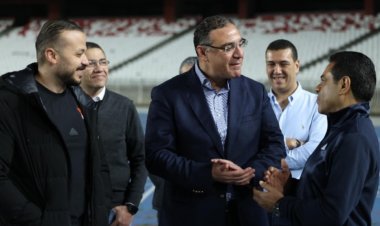 وفد الأهلي يلبي دعوة سفير مصر بالجزائر