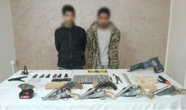 ضبط عنصر جنائى لقيامه بإدارة ورشة لتصنيع الأسلحة النارية بالظاهر  