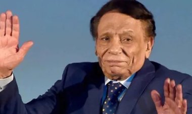 عمر مصطفى متولي يثير الجدل بعد إعلانه اعتزال الزعيم عادل إمام الفن نهائيًا