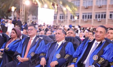 نقيب المحامين يشارك في حفل تخرج  طلاب كلية الحقوق جامعة الإسكندرية 