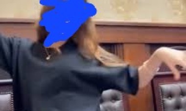 نقيب الفنانين يقدم إعتذار للنائب العام بسبب فيديو رقص فتاة قاصر  داخل قاعة محكمة