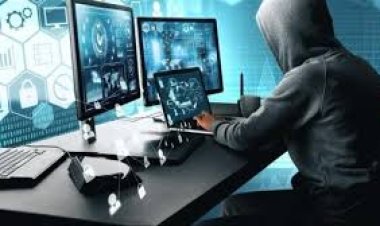 البلوجر حنان هلال تتهم "التيك توكر" عمر قاسم بالسب والقذف 