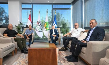 لتعزيز استقرار وتماسك المنتخب.. هاني أبوريدة يستقبل حسام وإبراهيم حسن