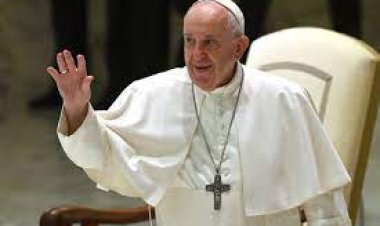 الفاتيكان تكشف عن الحالة الصحية للبابا فرنسيس بعد تعرضه لوعكة صحية