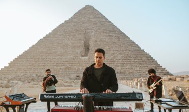 هشام خرما يحتفي بأهرامات الجيزة بفيديو موسيقي بعنوان «Waiting for The Sun»