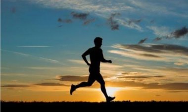 الرياضة بأمان في شهر رمضان.. نصائح وعادات غذائية للصائمين