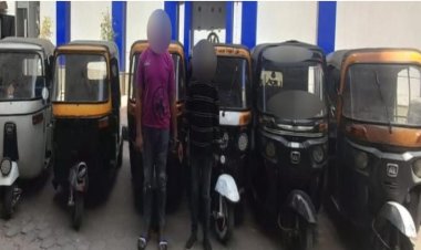 ضبط 5 لصوص لسرقتهم التكاتك والحقائب بمناطق الدرب الأحمر والوايلى والسيدة زينب  (صور)