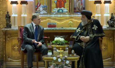 وزير الداخلية للبابا  تواضروس: التاريخ  سجل العديد من الموقف الوطنية للكنيسة  ومنع بث الفرقة 