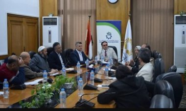 سلامة الغذاء توضح لمصنعي صفائح الزيوت والدهون والألبان الاشتراطات الصحية