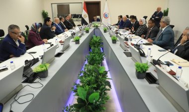 عبدالغفار يوجه بتشديد الرقابة على بنوك الدم والتأكد من الإلتزام بمعايير الجودة والسلامة