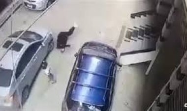 إصابة سيدة دهستها سيارة ملاكي في شارع بالتجمع الأول