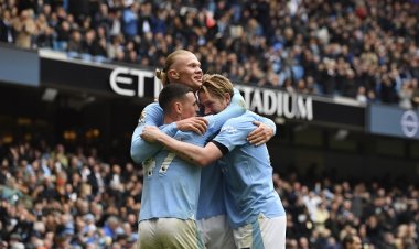 ثنائية هالاند تقود مانشستر سيتي لاعتلاء صدارة الدوري الإنجليزي موقتًا