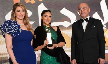 تكريم نجوم الفن والإعلام بمهرجان الإبداع والتميز  (صور)