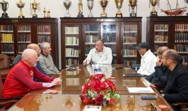 تفاصيل اجتماع الخطيب مع كولر وبيبو وقيادات قطاع الناشئين بالأهلي