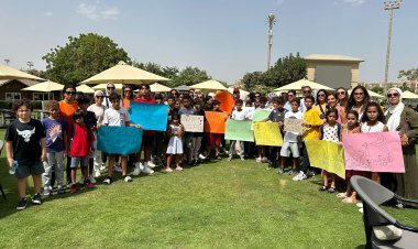 أعضاء نادي نيو جيزة ينظمون وقفة احتجاجية ضد اعتداء محمد رمضان ونجله على طفل