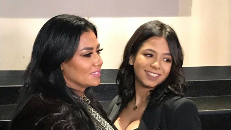 رانيا يوسف: خايفة على بنتي من الشهرة.. وكلامي عن «المساكنة» تم تحريفه