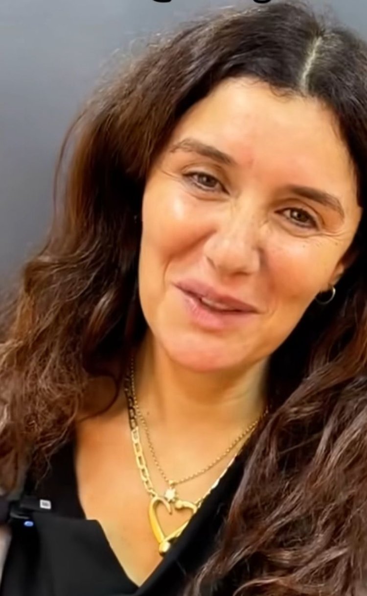 غادة عادل قبل اجرائها لعملية تجميل: مش عايزة أبقى أصغر.. بس عايزة أكون مرتاحة مع نفسي