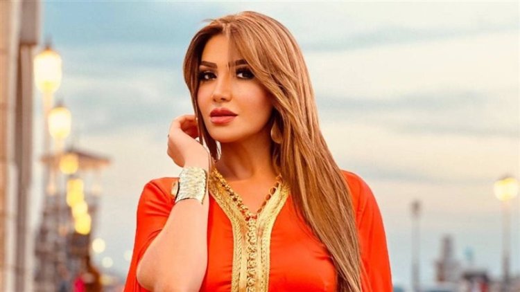 لقاء سويدان تطلب الدعاء لوالدتها بعد دخولها غرفة العمليات