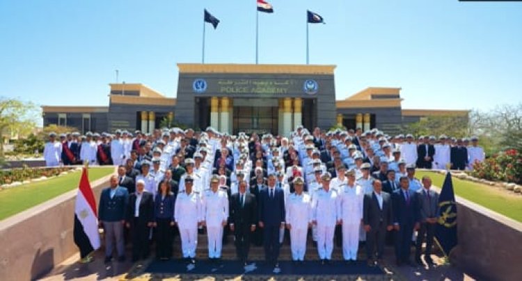 الداخلية تنظم الملتقى الثالث لبرنامج المعايشة بين طلبة كلية الشرطة وطلبة الجامعات بأكاديمية الشرطة