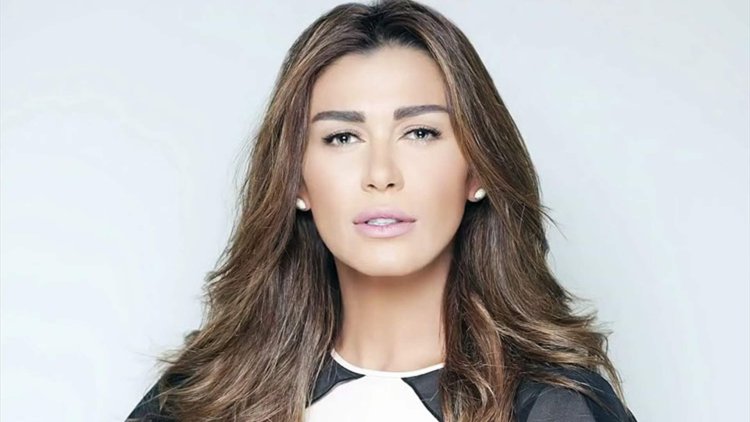 بعد إعلان ارتباطها.. نادين الراسي تفتح قلبها: التجارب الصعبة ما عملتش عندي عقدة