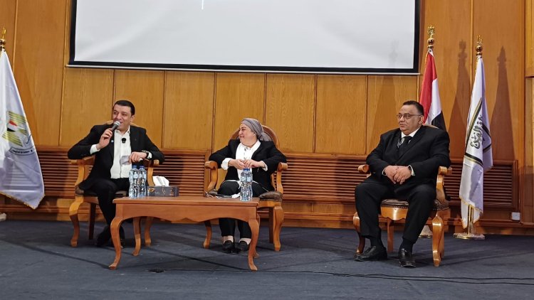 مصطفى كامل: الراحل هاني شاكر كان متأثرا بالعندليب