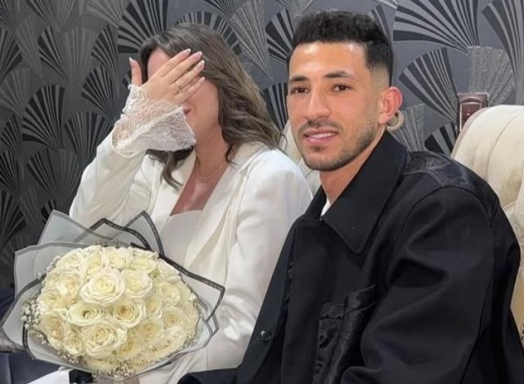 نجم الزمالك أحمد فتوح يحتفل بخطبته