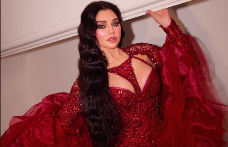 بفستان أحمر .. هيفاء وهبي تحتفل بعيد الحب  بحفلها في وسط بيروت وتغني للشعب اللبناني " بدنا نروق "