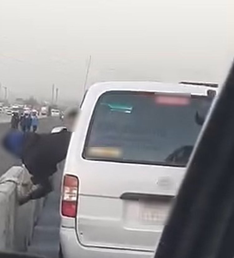 فيديو يقود الشرطة لضبط لصوص  أحد كشافات الإنارة بالقليوبية 