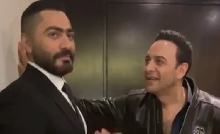 بعد خضوعه لعملية جراحية..  مصطفى قمر يدعو لتامر حسنى بالشفاء