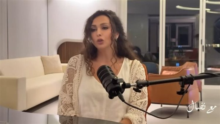 أمل حجازي تكشف كواليس خلع الحجاب: شفاني ربي.. والحجاب لم يكن بسبب السرطان