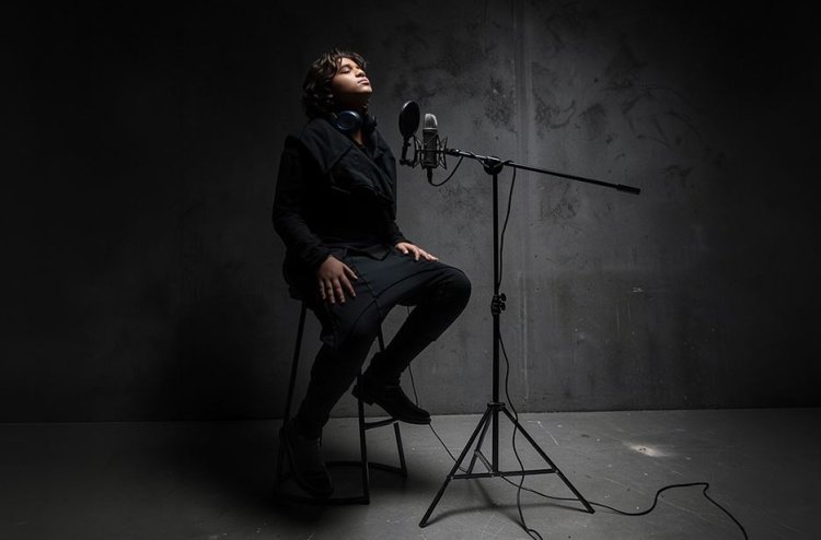 آدم البنا يتعاون مع عزيز الشافغي وتامر حسين في "تفاصيل نسيانك" 