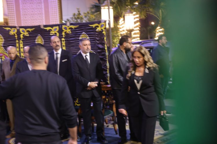 نجوم الفن فى عزاء المنتج وليد مصطفى زوج كارول سماحة بمسجد الشرطه بأكتوبر