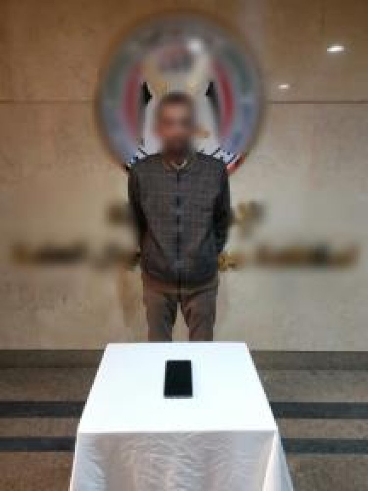 القبض على منتحل صفة موظف باحدى شركات الدفع الإلكترونى للنصب على سيدة بالقاهرة 