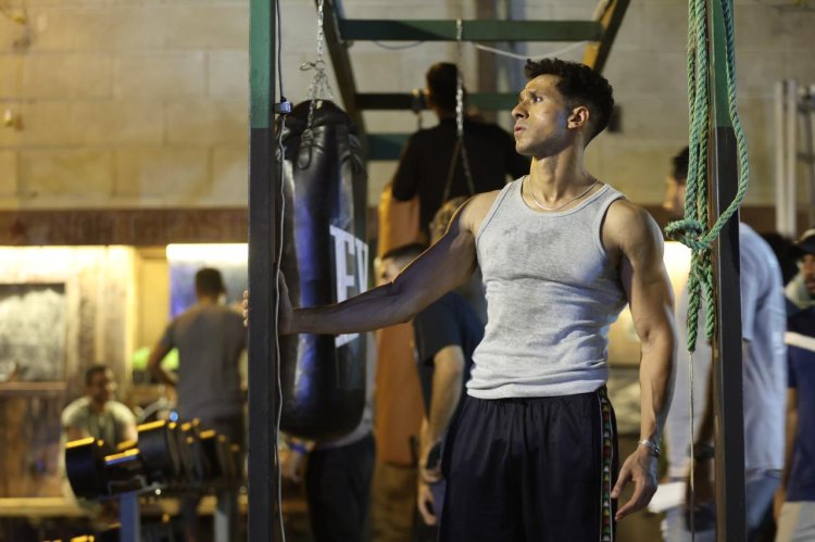 عصام عمر: تعاملت مع شخصية صلاح الحريف في مسلسل " بطل العالم" كرحلة إنسانية