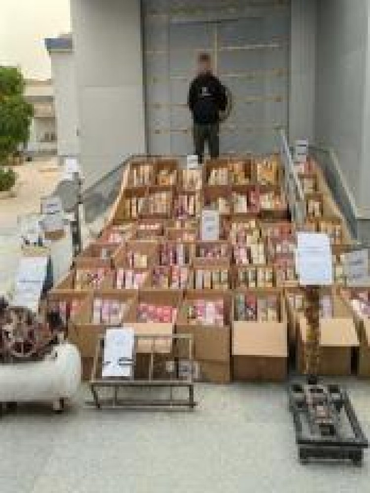 الأمن العام يضبط 69 قضية متنوعة بمضبوطات أكثر من مليون قطعة ألعاب نارية