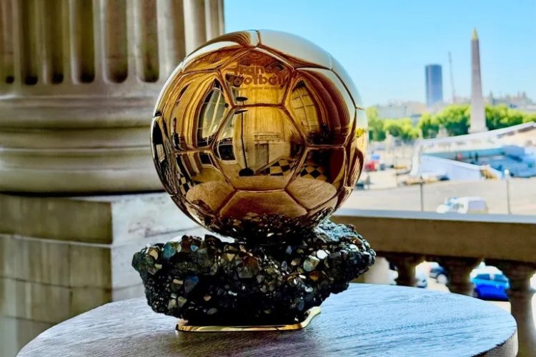 بتواجد صلاح.. تعرف على المرشحين لـ«الكرة الذهبية 2025» وموعد الحفل