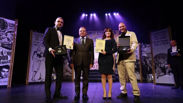 العرض العالمي الأول لفيلم "خريطة رأس السنة" يضيء مهرجان Tony Curtis وتتويج خاص لريهام عبدالغفور