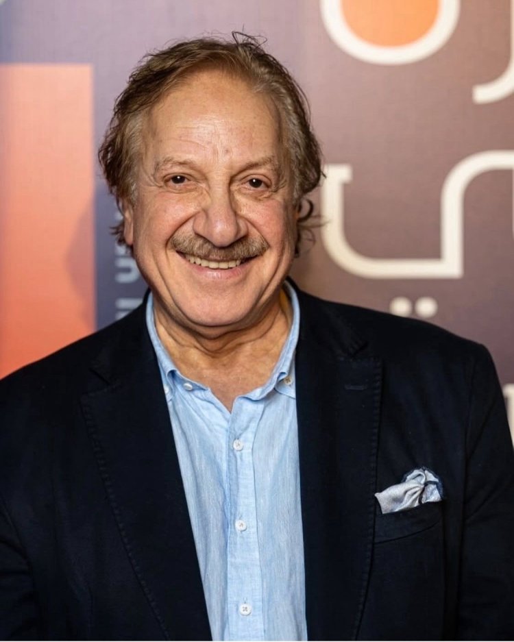 محمّد المنصور.. ذاكرة الهدوء وصوت الفن النبيل