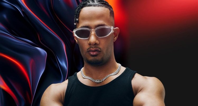 تحت شعار "ليلة واحدة.. نجم واحد.. وطاقة بلا حدود".. محمد رمضان يحيي حفلا في العلمين الجديدة