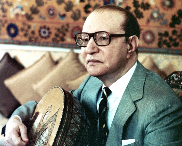 طارق الشناوي يكشف سر لقب "موسيقار الأجيال".. وأسرة محمد عبدالوهاب تروي أغرب عاداته