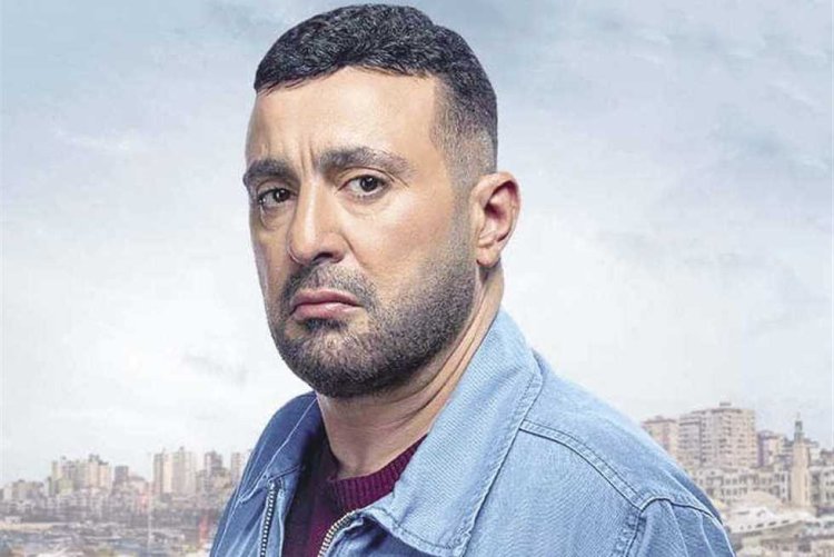 بعد انتهائه من أداء مناسك فريضة الحج.. أحمد السقا يسافر إلى الساحل الشمالي