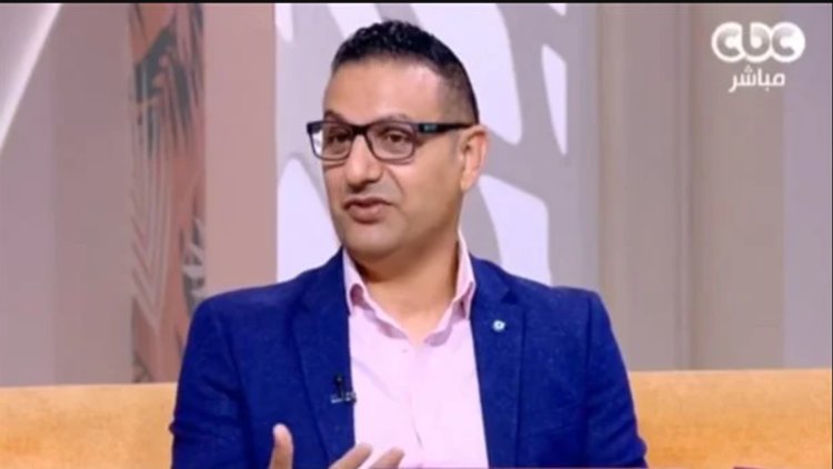 حمادة بركات يكشف سبب إخفاء إقامته في أمريكا.. ويتحدث عن أسرته وبداياته الفنية