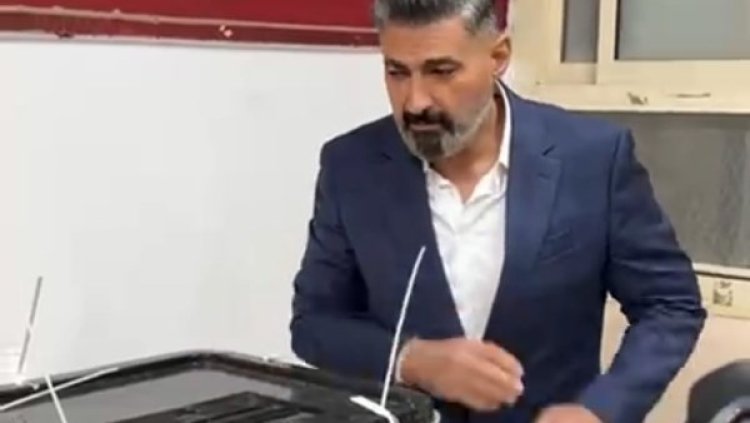 بعد أزمة تصريحاته بالجزائر.. ياسر جلال يدلي بصوته في انتخابات النواب