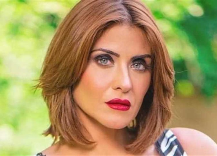 هيدي كرم تشكو من مشاوير الساحل: «تعبتني وببقى بعد الأيام عشان ولادنا يرجعوا»