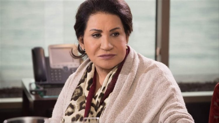 سعاد عبدالله تحسم الجدل حول سحب جنسيتها الكويتية