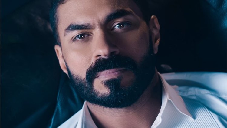 خالد سليم يكشف عن رحلته مع المرض والتنمّر: كنت بأكل وأنا بعيط