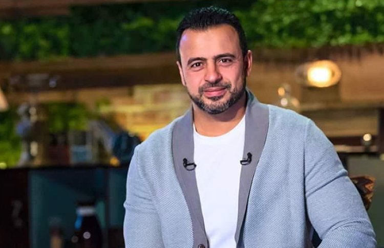 النظرة الشرعية.. مصطفى حسني يوضح هل يجوز للخطيب رؤية الفتاة دون حجاب